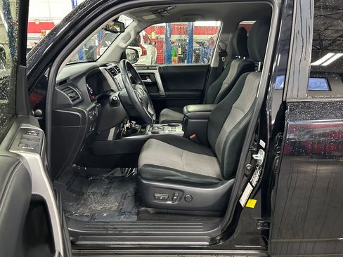 Certified 2020 Toyota 4Runner SR5 image 11