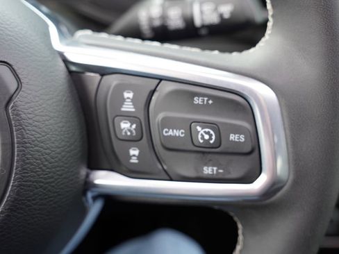 Certified 2025 Jeep Wrangler Unlimited Sahara w/ Safety Group image 32