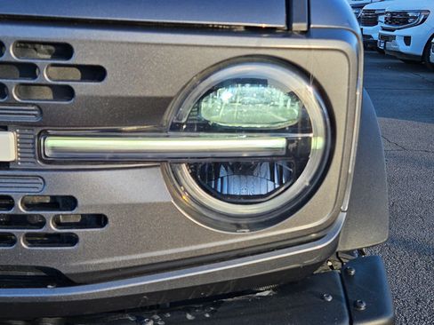Used 2022 Ford Bronco Badlands AWD/4WD image 12