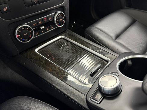 Used 2015 Mercedes-Benz GLK 350 4MATIC image 68