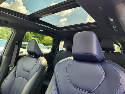 Certified 2026 INFINITI QX60 Sport w/ Dark Cargo Package AWD/4WD image 12