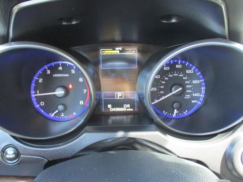 Used 2017 Subaru Outback 2.5i Limited image 19