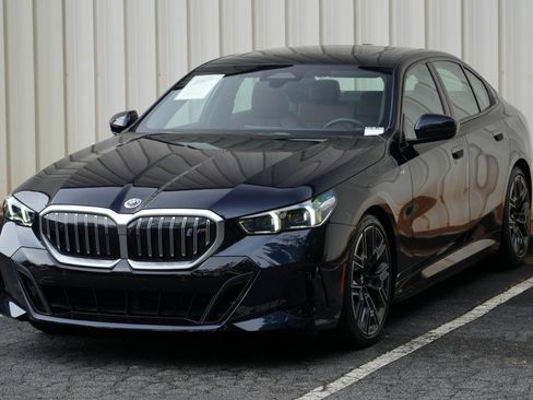 Used 2025 BMW i5 xDrive40 w/ M Sport Package AWD/4WD image 53