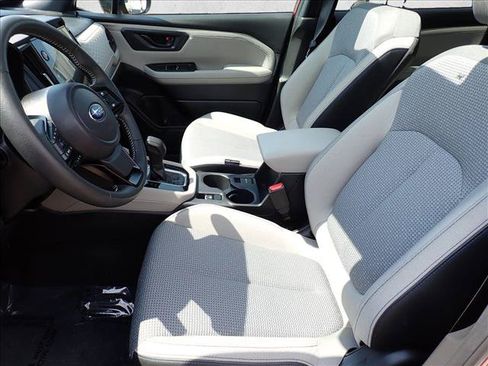 Certified 2025 Subaru Forester Premium AWD/4WD image 13
