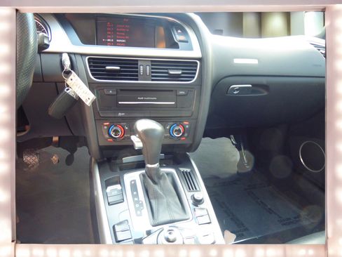 Used 2011 Audi A5 2.0T Premium Plus image 11
