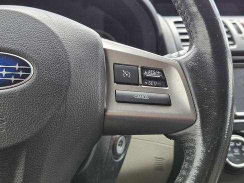 Used 2014 Subaru Crosstrek 2.0i Limited AWD/4WD image 16