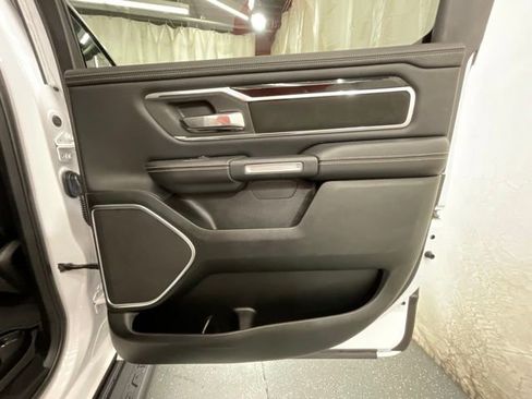 Used 2021 RAM 1500 Laramie AWD/4WD image 24