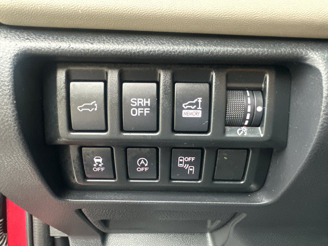 Used 2022 Subaru Forester Limited AWD/4WD image 30
