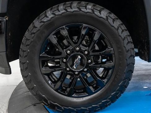 Used 2025 Chevrolet Silverado 2500 LT w/ Trail Boss Package image 14