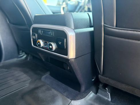 Used 2019 Ford Expedition Platinum AWD/4WD image 20