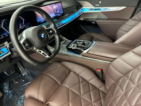 Certified 2023 BMW 740i w/ Parking Assistance Package image 4