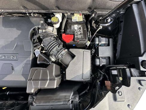 Used 2018 Lincoln MKX Reserve w/ Lincoln MKX Climate Package image 28