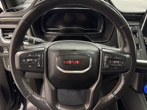 Used 2023 GMC Yukon XL AT4 w/ Technology Package image 21