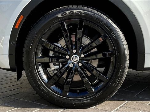 New 2024 Jaguar E-PACE R-Dynamic SE image 12