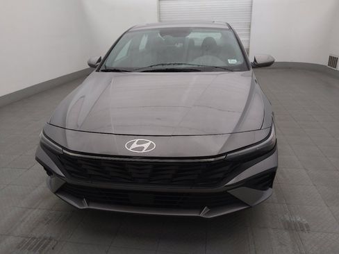 Used 2025 Hyundai Elantra SEL FWD image 15