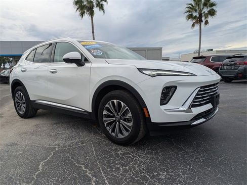 Certified 2025 Buick Envision Preferred image 2