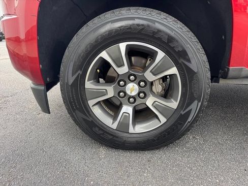 Used 2016 Chevrolet Colorado Z71 AWD/4WD image 9