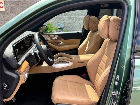 Certified 2026 Mercedes-Benz GLS 580 4MATIC image 27