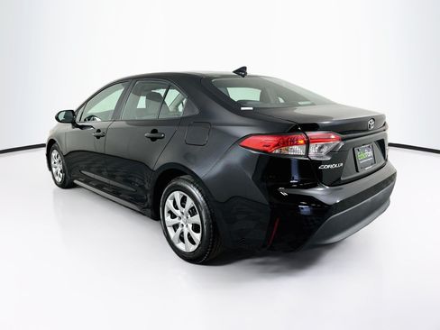 Used 2025 Toyota Corolla LE FWD image 5