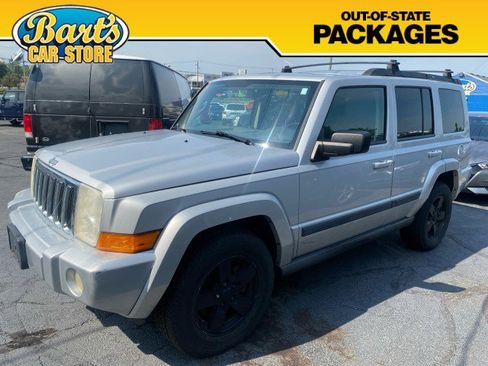 Used 2007 Jeep Commander Sport image 2
