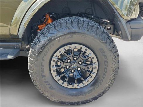 Certified 2025 Ford Bronco Raptor w/ Interior Carbon Fiber Pack AWD/4WD image 23