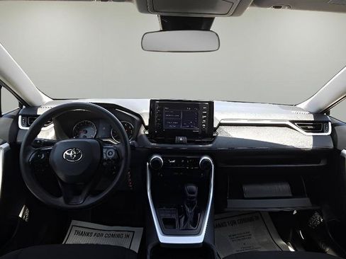 Used 2021 Toyota RAV4 LE AWD/4WD image 18
