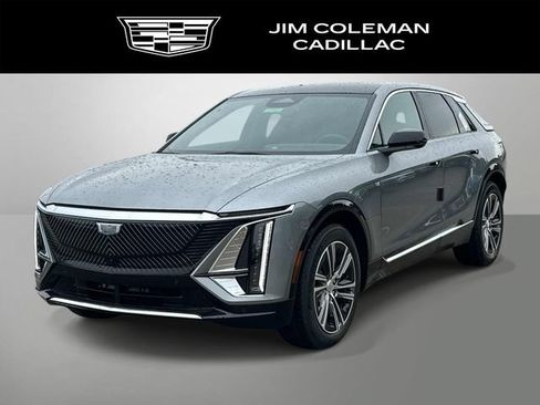 New 2026 Cadillac Lyriq Luxury w/ LPO, Floor Liner Package AWD/4WD image 1