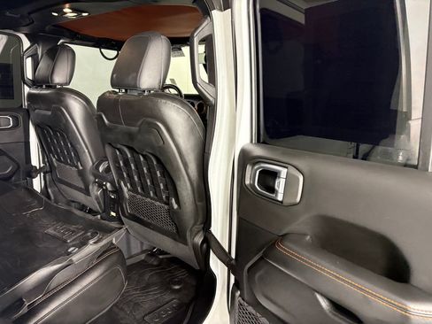 Used 2021 Jeep Gladiator Mojave AWD/4WD image 31