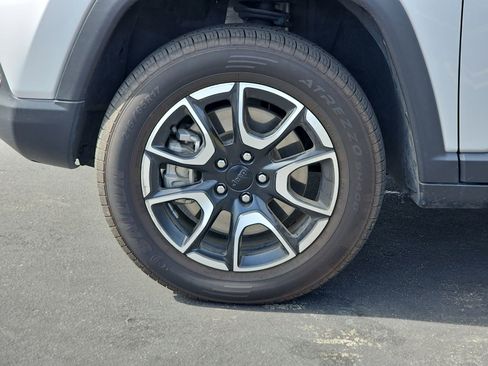 Used 2024 Jeep Compass Trailhawk image 10