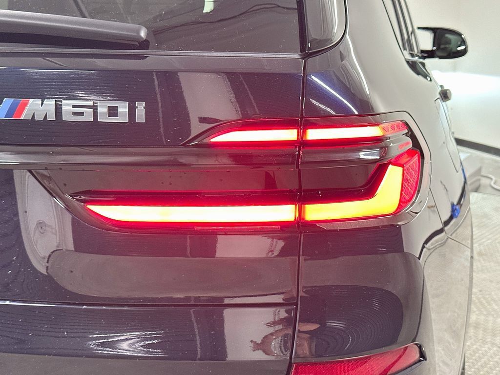Used 2026 BMW X7 M60i AWD/4WD image 34