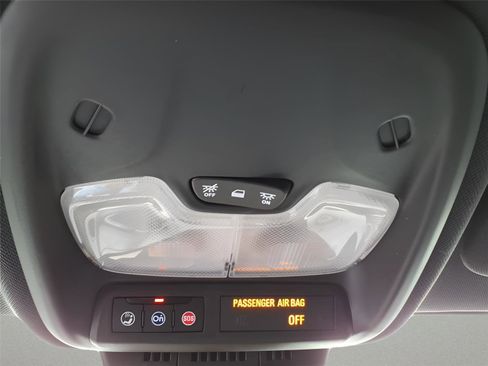 Used 2023 Chevrolet Colorado LT w/ LT Convenience Package II image 26