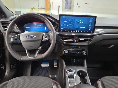Used 2023 Ford Escape ST-Line Elite image 2