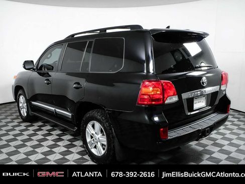 Used 2015 Toyota Land Cruiser AWD/4WD image 30