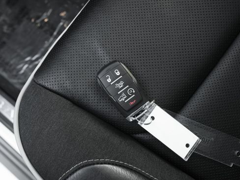 Used 2025 RAM 1500 Limited image 45