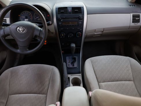 Used 2009 Toyota Corolla S image 2