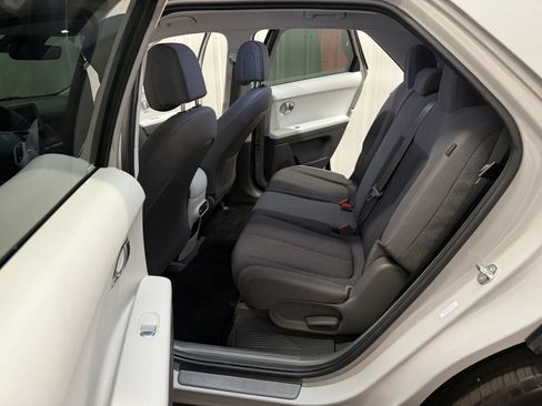 Used 2024 Hyundai Ioniq 5 SE AWD/4WD image 40