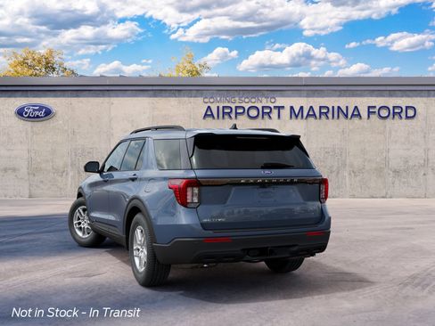 New 2027 Ford Explorer Active RWD image 8