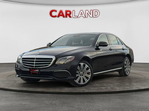 Used 2018 Mercedes-Benz E 400 4MATIC Sedan image 1