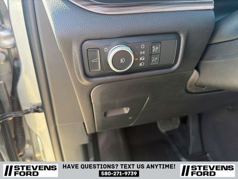 Used 2022 Ford Explorer Limited w/ Equipment Group 301A AWD/4WD image 20