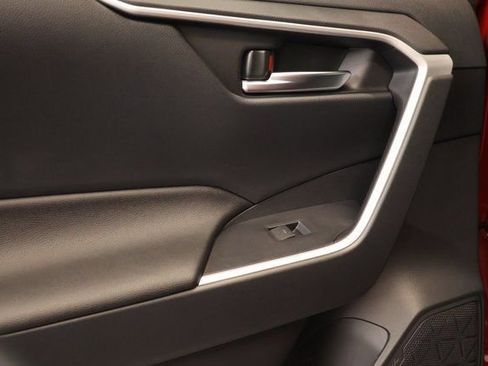 New 2025 Toyota RAV4 XLE image 27