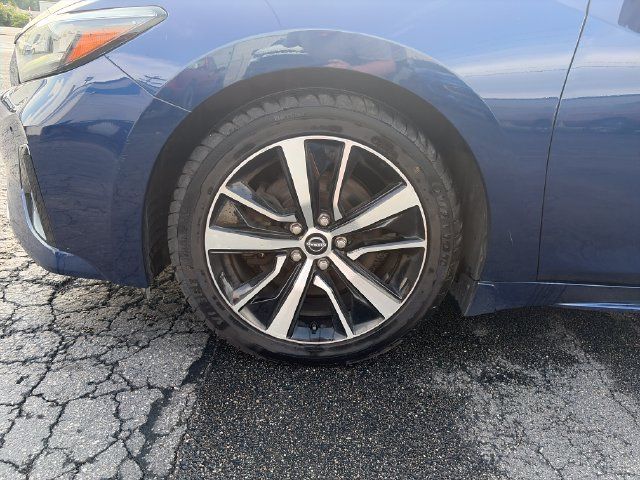 Used 2023 Nissan Maxima SL FWD image 28