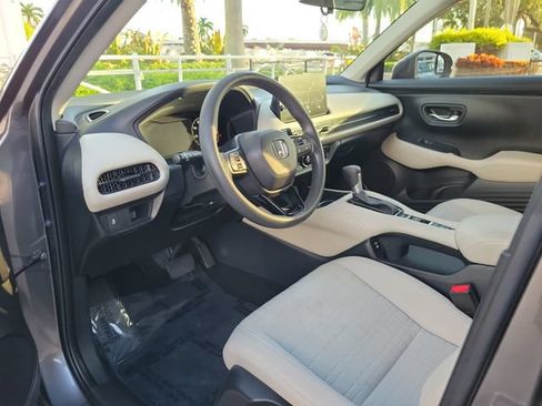 Used 2026 Honda HR-V LX image 10