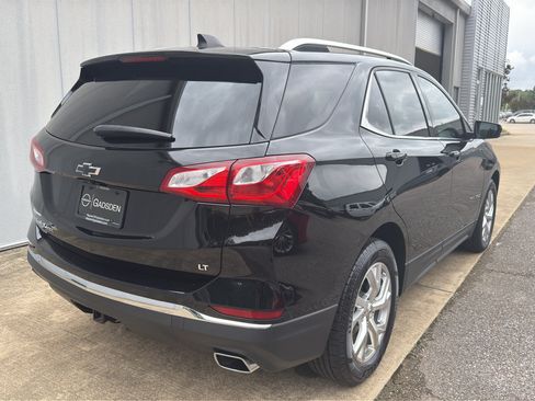 Used 2020 Chevrolet Equinox LT FWD image 3