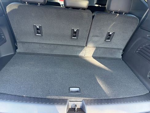 New 2026 Chevrolet Traverse High Country image 25