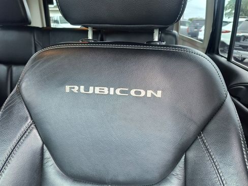 Used 2014 Jeep Wrangler Unlimited Rubicon image 20