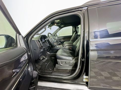 Used 2018 Ford Expedition Max Limited w/ Equipment Group 301A image 13