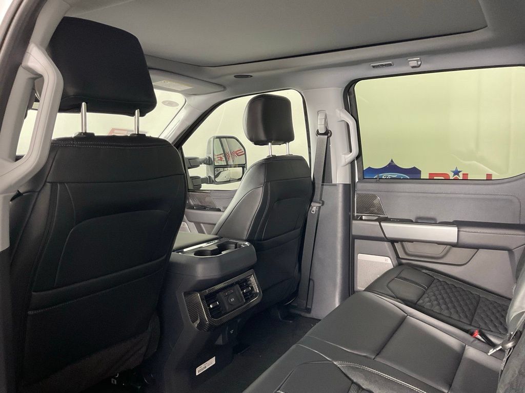 New 2026 Ford F250 Lariat w/ Black Appearance Package AWD/4WD image 15