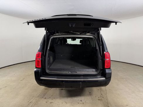 Used 2015 Chevrolet Suburban LTZ image 10