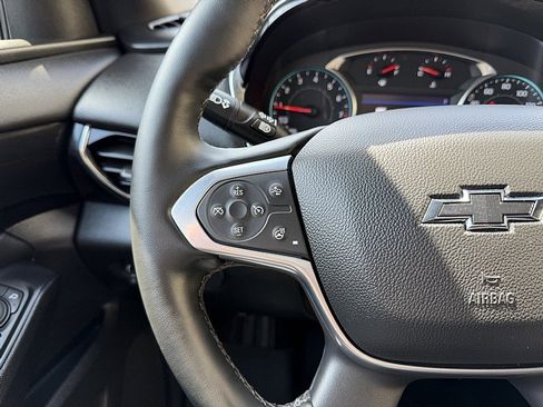 Used 2023 Chevrolet Traverse RS w/ LPO, Floor Liner Package FWD image 22