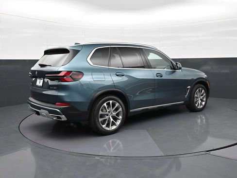 Used 2025 BMW X5 xDrive40i w/ Climate Comfort Package AWD/4WD image 5